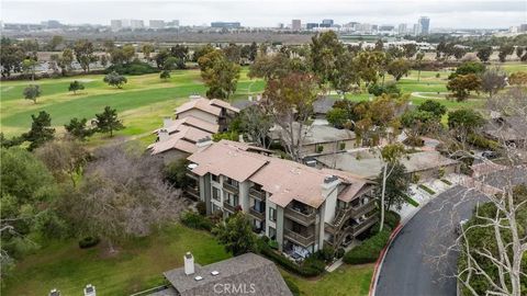 Tiny photo for 9 Flores, Irvine, CA 92612 (MLS # OC25233188)