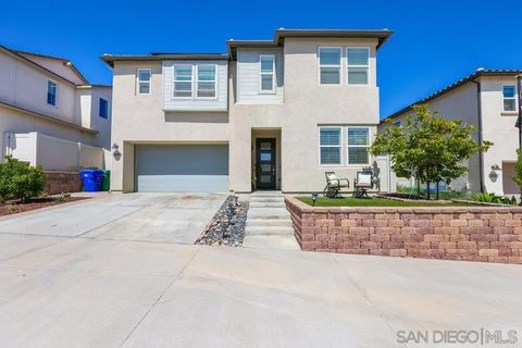 8894 Trailridge Ave Santee CA 92071