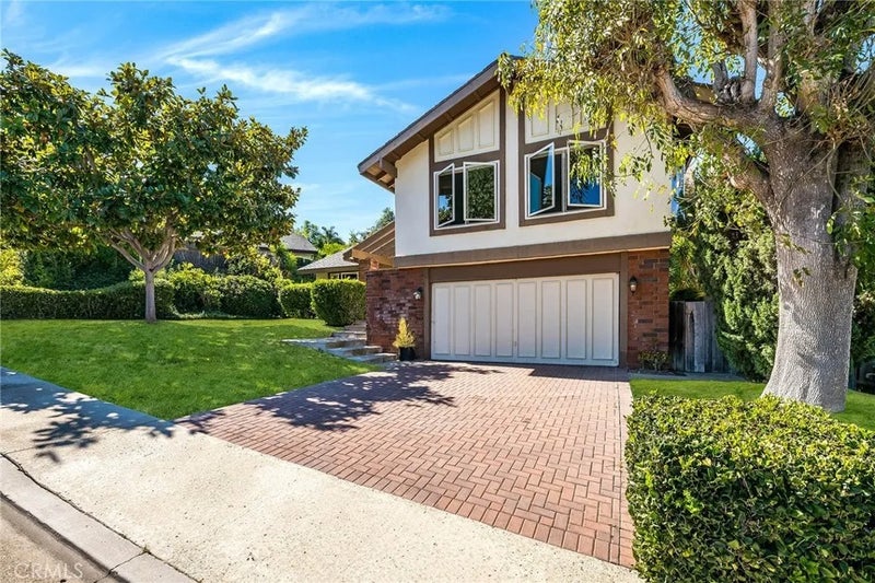 29401 Troon