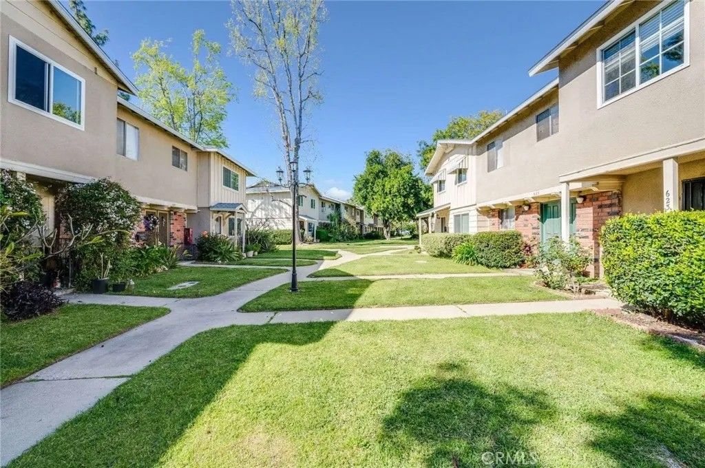 Photo of 623 E Matchwood Place, Azusa, CA 91702 (MLS # CV26078660)
