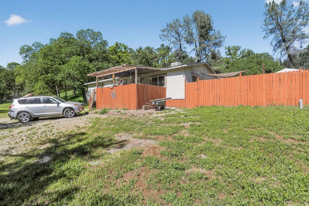 Photo of 16522 Stagecoach Rd, Corning, CA 96021 (MLS # 260007007)