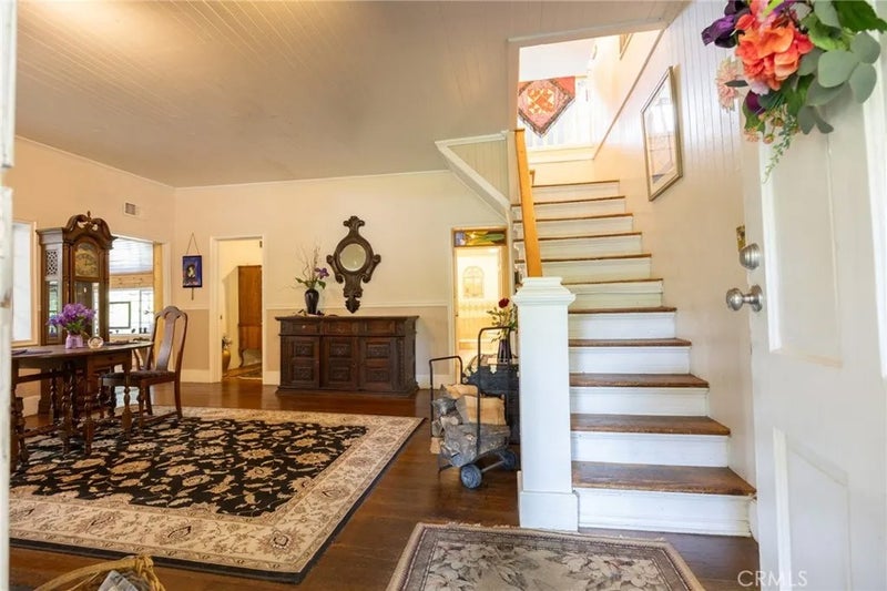 39520 Pierce Lake