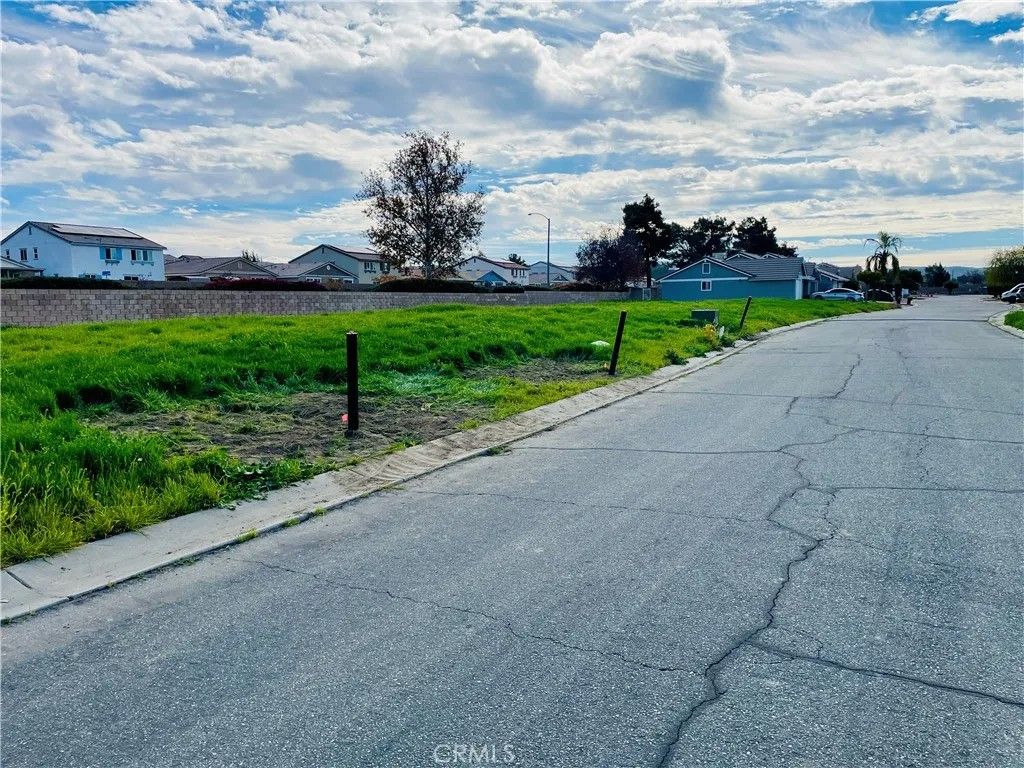 Photo of 1371 Senator Way, San Jacinto, CA 92583 (MLS # PW26041614)