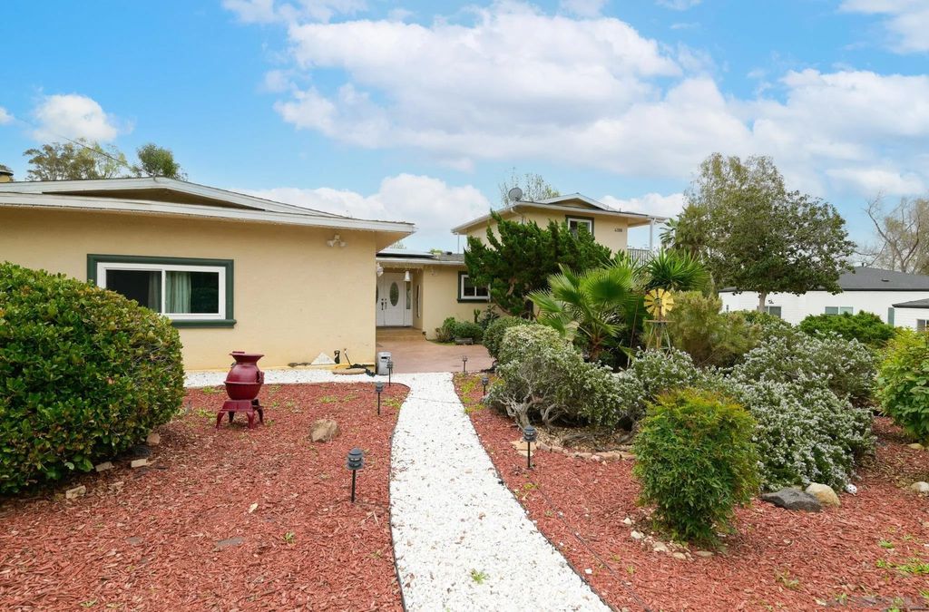 Photo of 4388 Bellflower Dr, La Mesa, CA 91941 (MLS # 2600099)