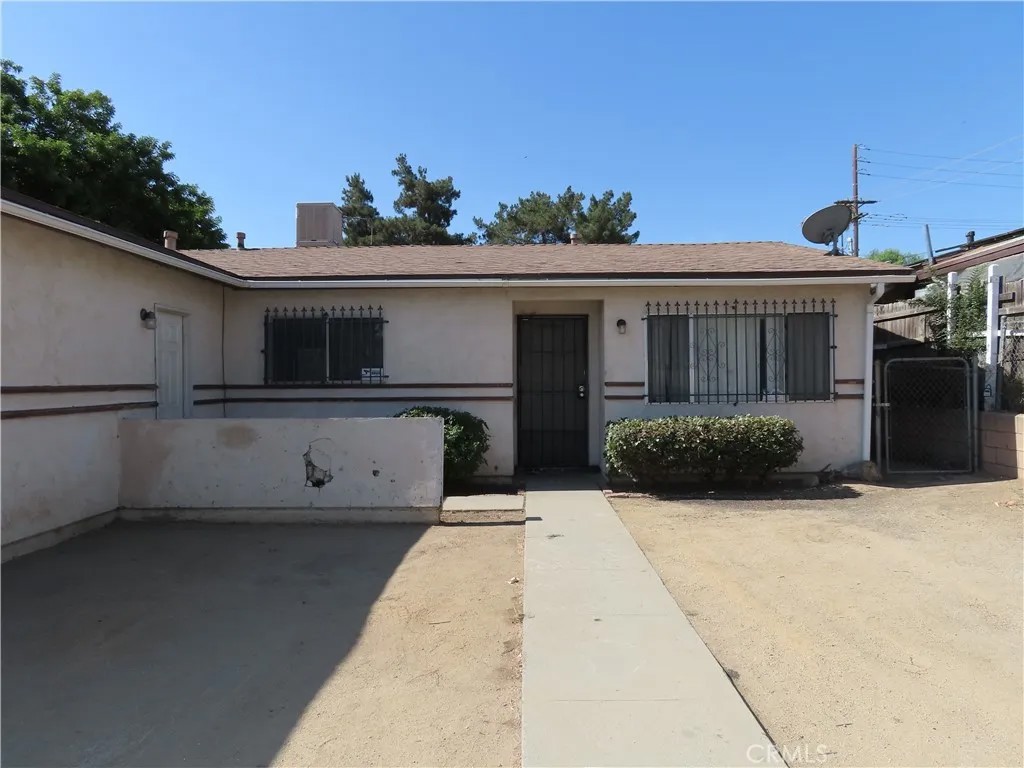 925 Navajo Road