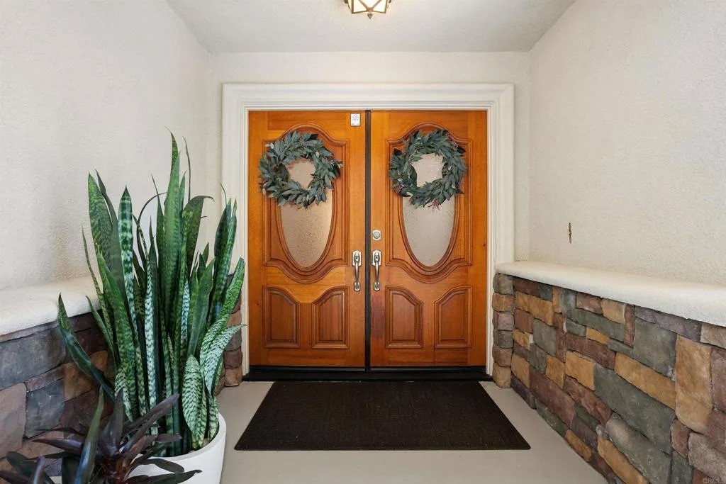 2614 Secret Lake Lane