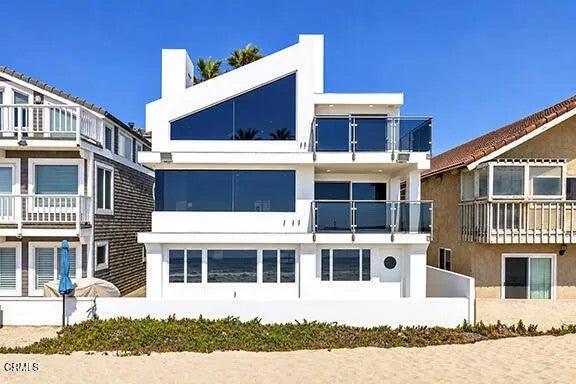 3405 Ocean Drive