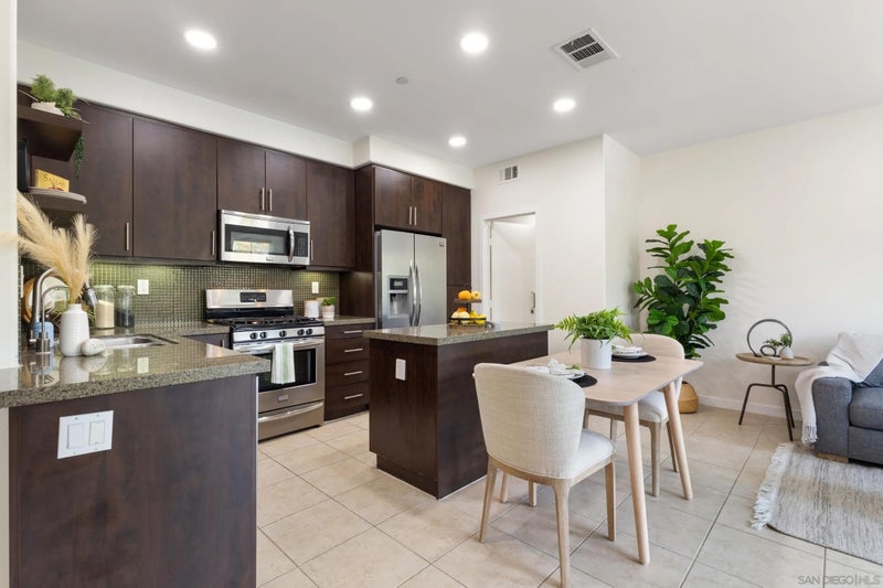 2104 Cosmo Way