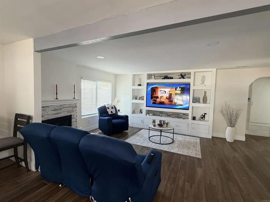 Photo of 911 Dale Ct, San Marcos, CA 92069 (MLS # NDP2605127)