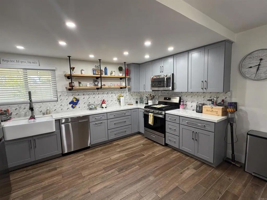 Photo of 911 Dale Ct, San Marcos, CA 92069 (MLS # NDP2605127)