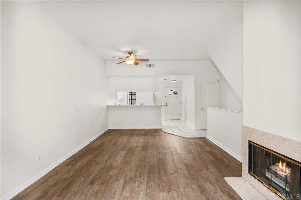 4639 Executive Drive 55