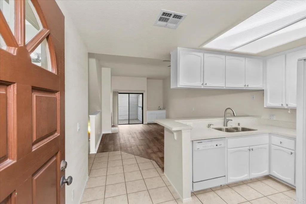4639 Executive Drive 55