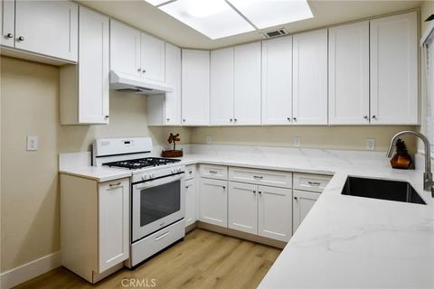 Tiny photo for 684 Parkview Drive, Lake Elsinore, CA 92530 (MLS # RS25270269)