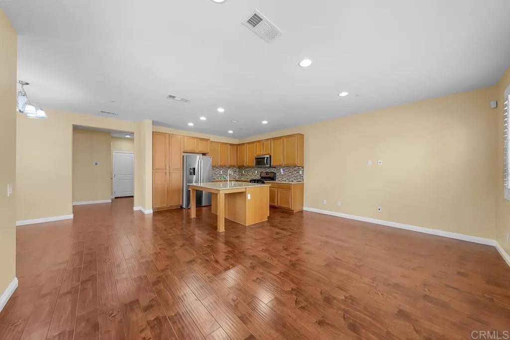 1217 Cathedral Oaks Rd