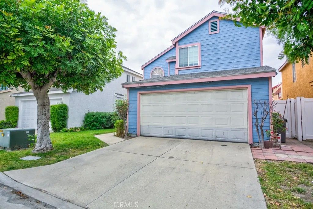 Photo of 13006 Parkview Dr, Baldwin Park, CA 91706 (MLS # WS26113102)