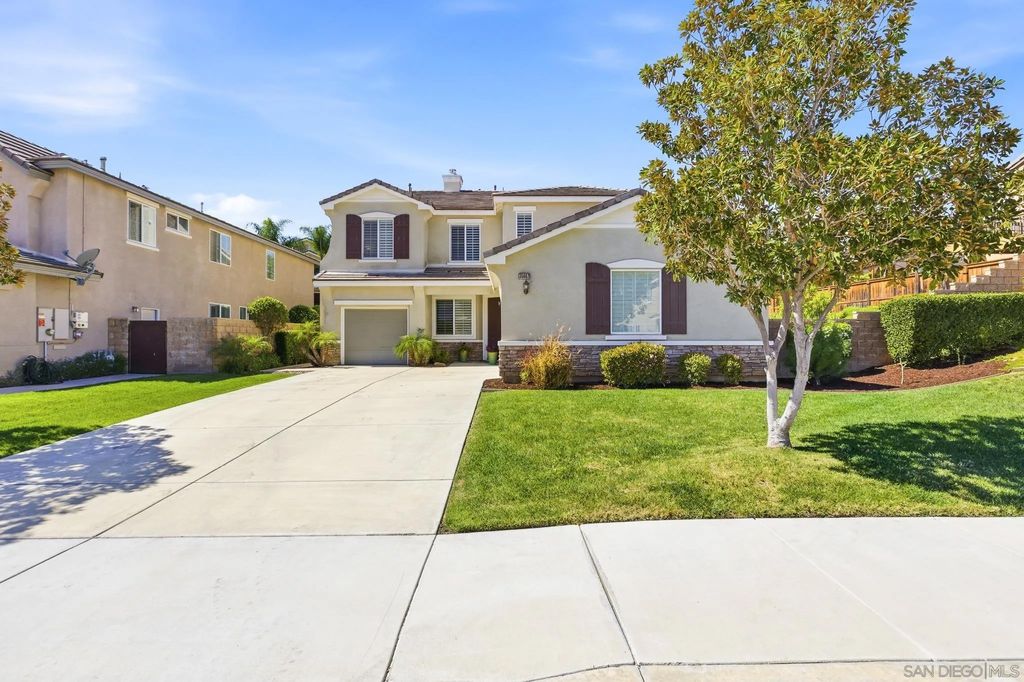 Photo of 35607 Sainte Foy St, Murrieta, CA 92563 (MLS # 260007035)