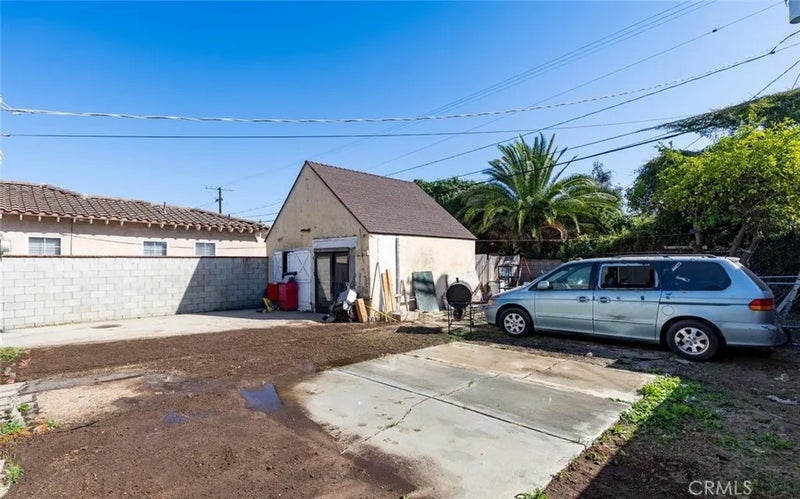 1848 W 76th