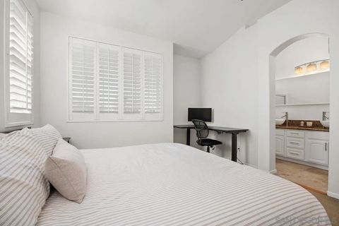 Tiny photo for 382 Carmel Creeper Pl, Encinitas, CA 92024 (MLS # 250042626)