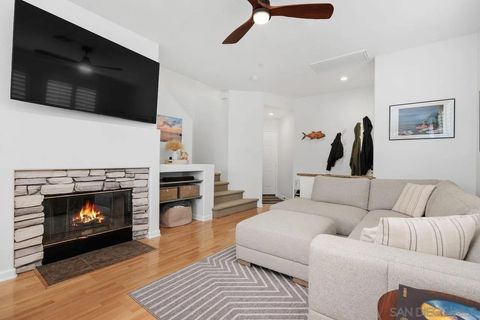 Tiny photo for 382 Carmel Creeper Pl, Encinitas, CA 92024 (MLS # 250042626)