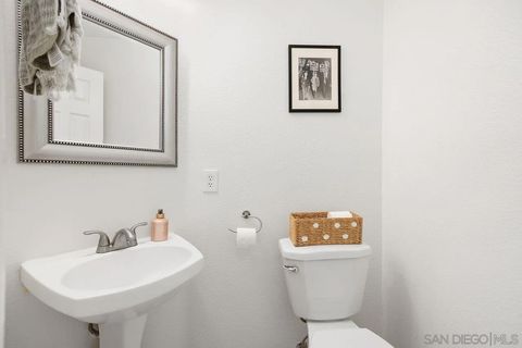 Tiny photo for 382 Carmel Creeper Pl, Encinitas, CA 92024 (MLS # 250042626)