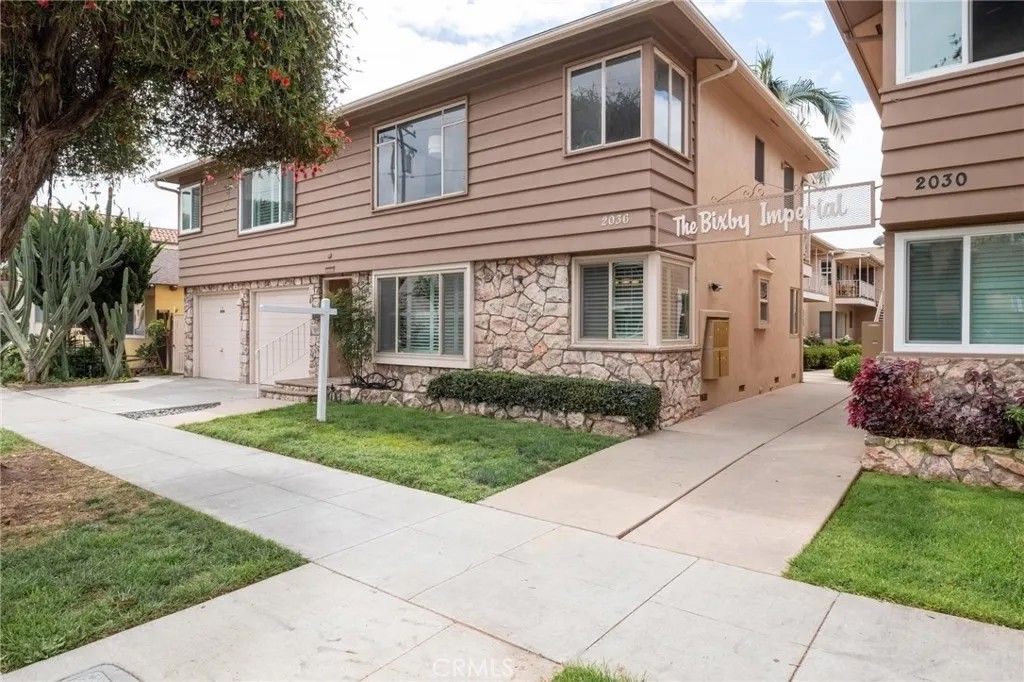 Photo of 2036 E 3rd St #1, Long Beach, CA 90814 (MLS # SB26017212)