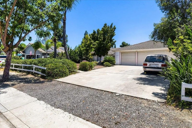 1555 Del Mar Road