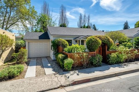 Photo of 785 Islay St, San Luis Obispo, CA 93401 (MLS # SC26053363)