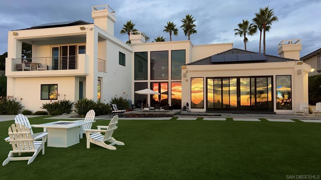 Photo of 3325 Caminito Daniella, Del Mar, CA 92014 (MLS # 250044668)