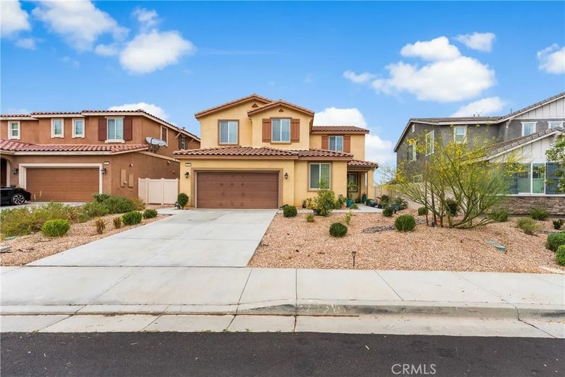 2821 Bracken Way