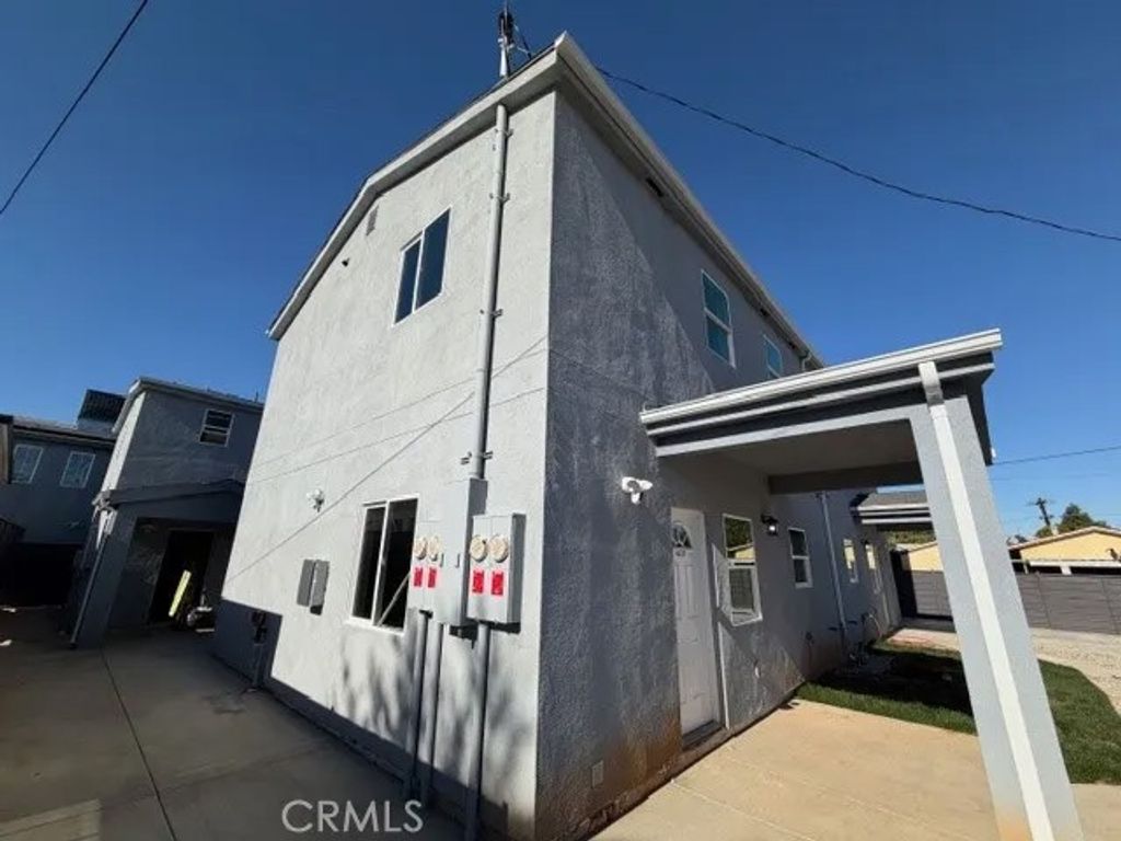 Photo of 4149 Zaring St, Los Angeles, CA 90063 (MLS # MB25274100)