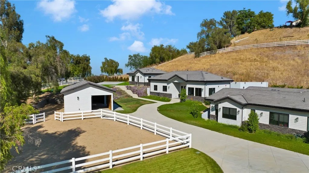 6006 Spring Valley