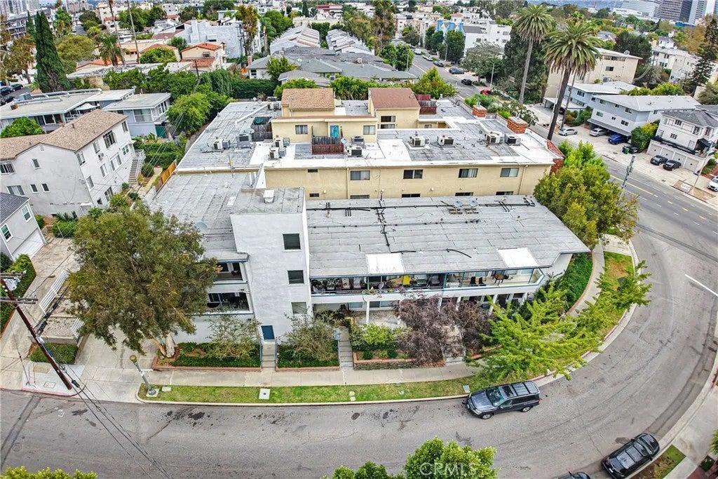 1975 S Beverly Glen