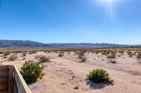 Tiny photo for 4223 Hilltop, 29 Palms, CA 92277 (MLS # JT25249211)