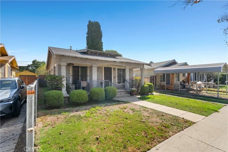 2928 Virginia