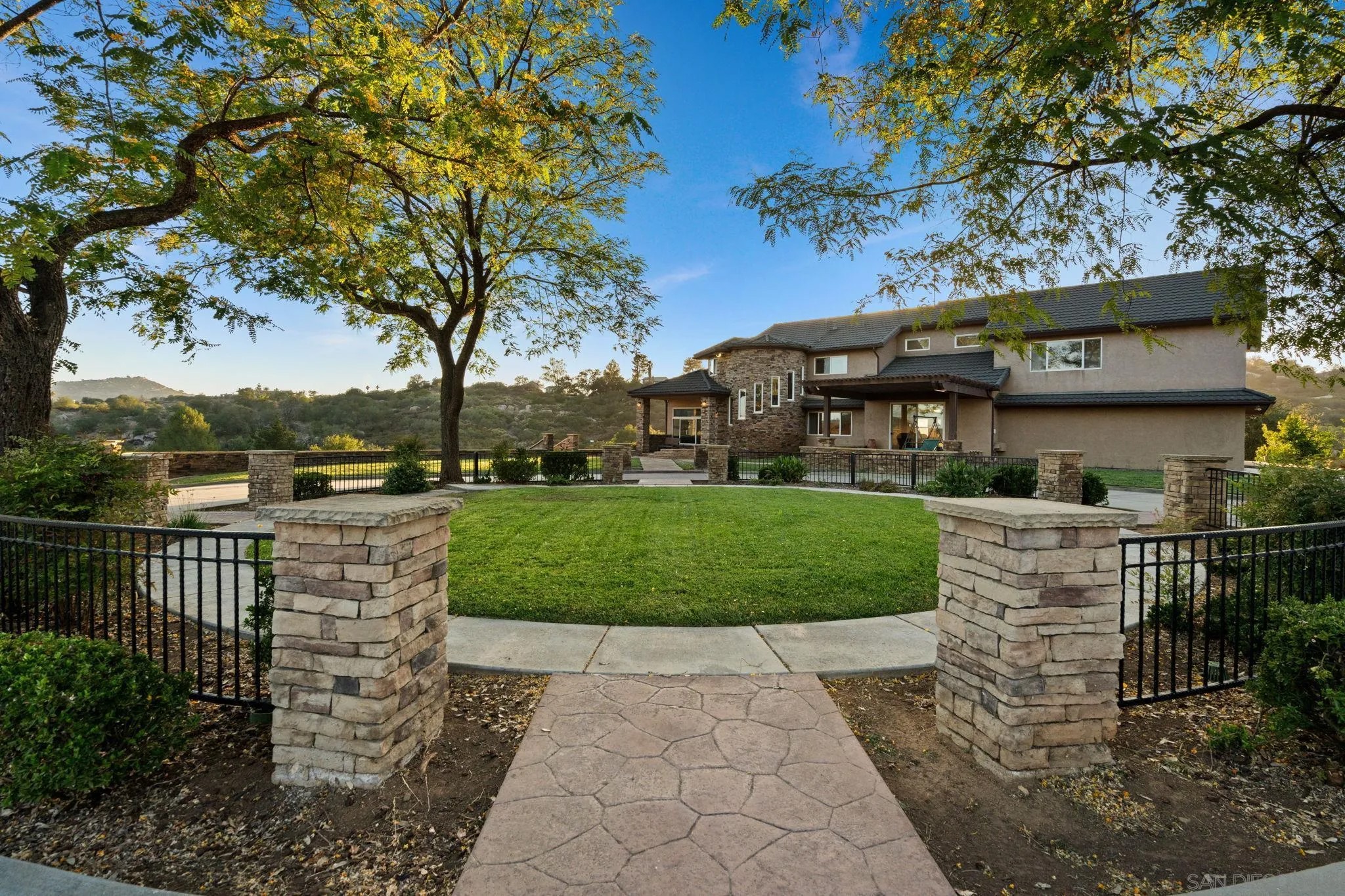 16997 Sky Valley Dr