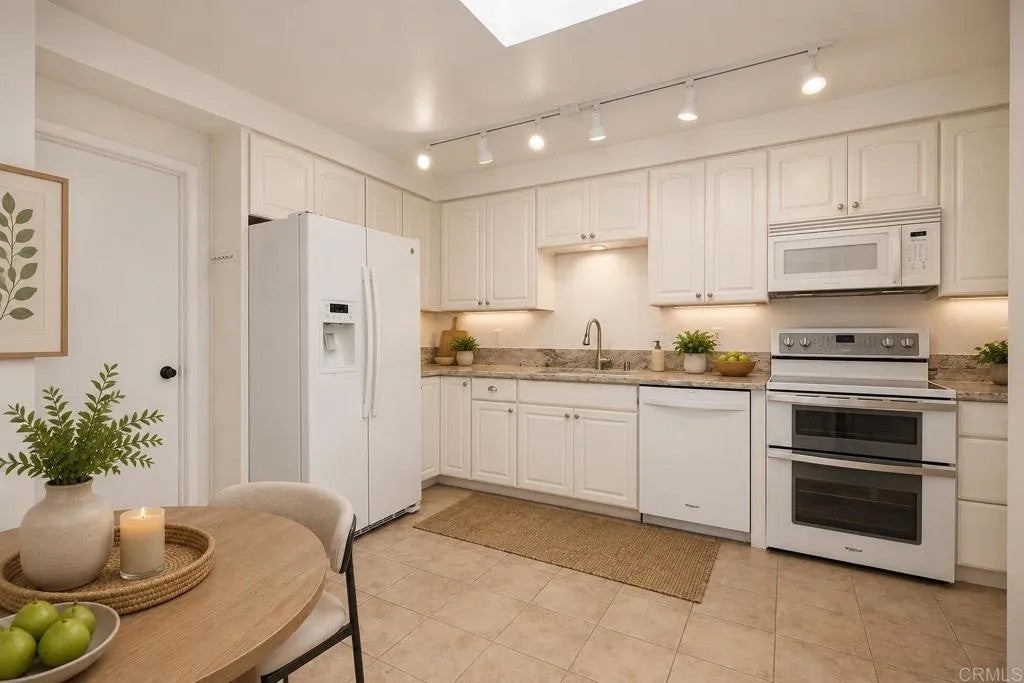115 DELICIAS CT
