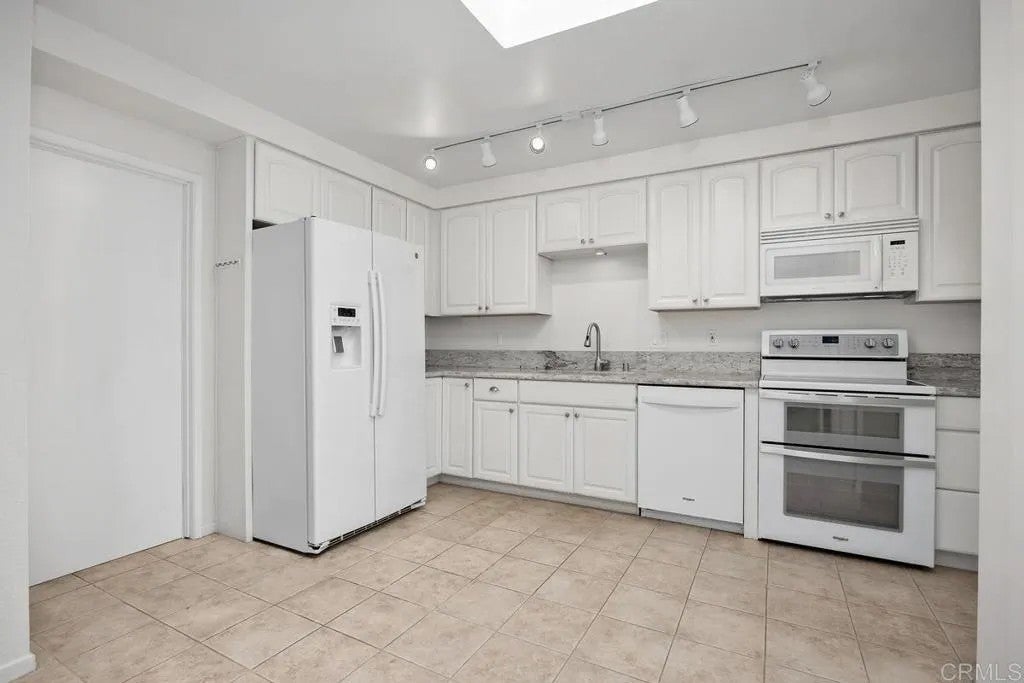 115 DELICIAS CT