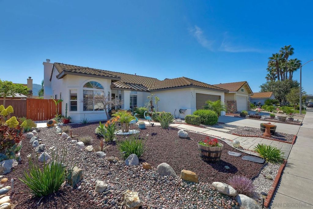 Photo of 4841 Dulin Rd, Fallbrook, CA 92028 (MLS # 260006847)