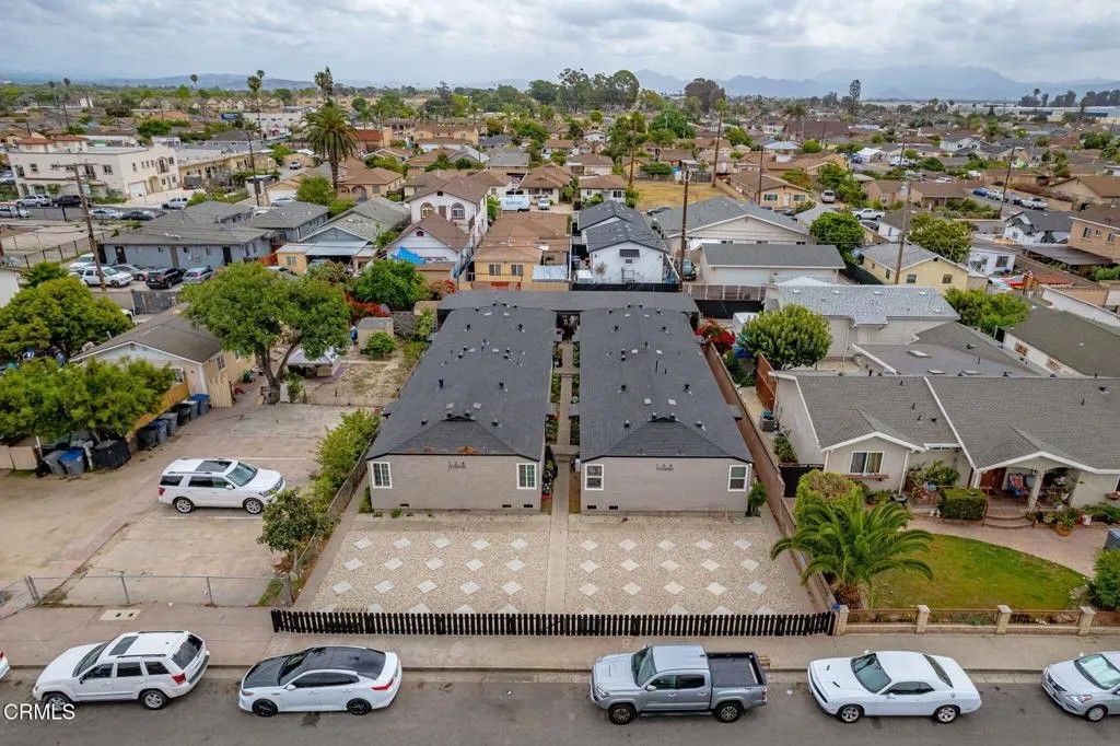 Photo of 136 N Garfield Avenue, Oxnard, CA 93030 (MLS # V1-36187)