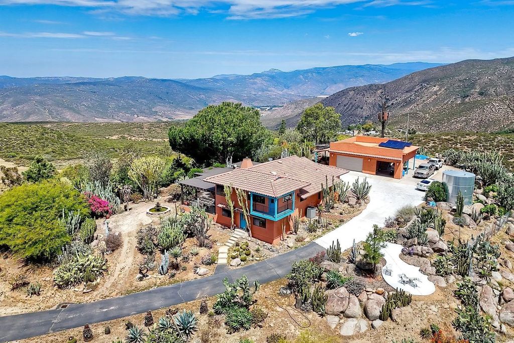 Photo of 23002 Arjo Lane, Ramona, CA 92065 (MLS # 260010532)