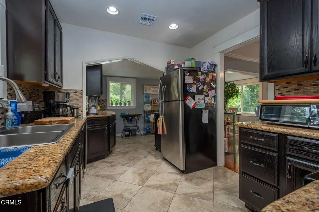 15663 N Ojai Santa Paula Road