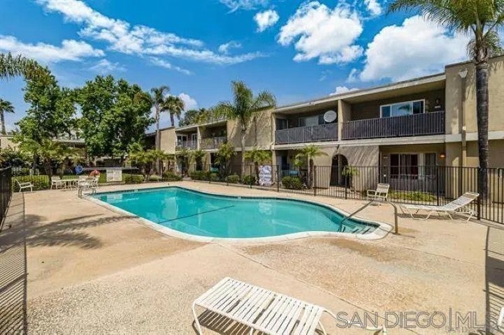 1420 Hilltop Drive 304
