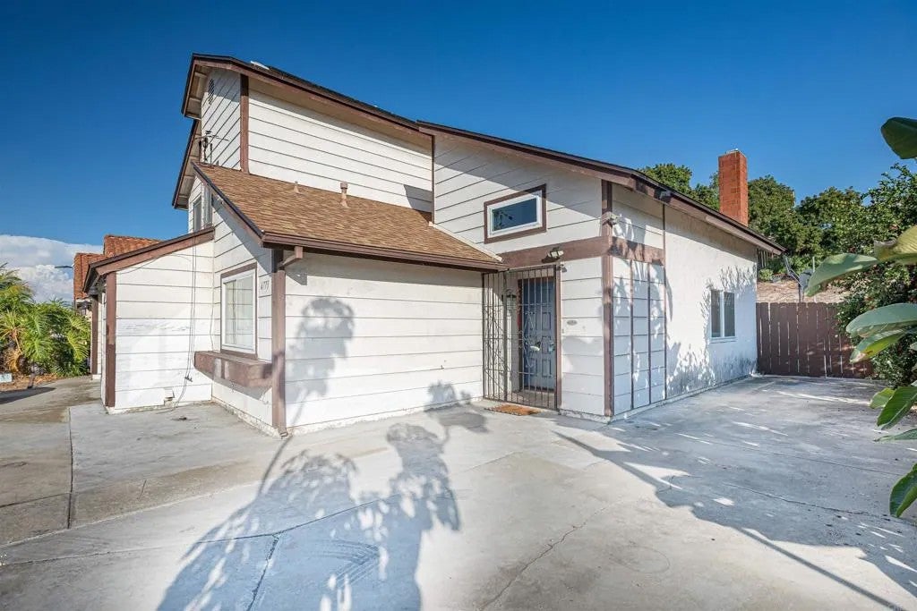 6773 Bullock Drive