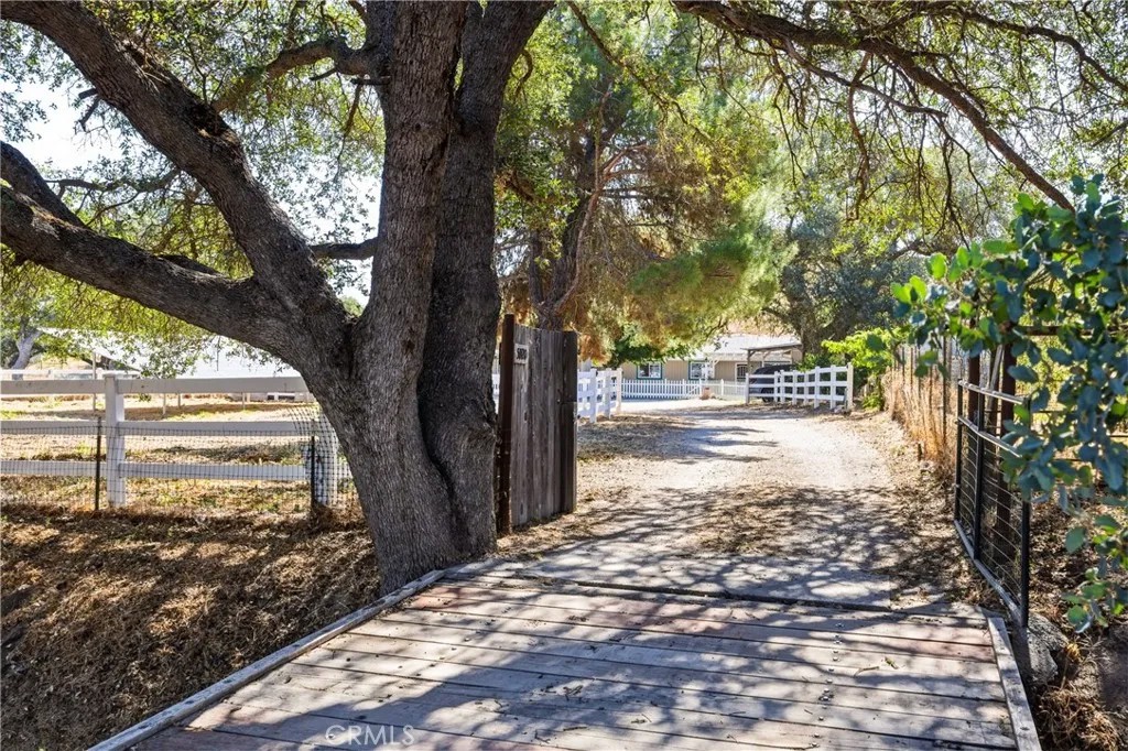 5920 Deer Creek