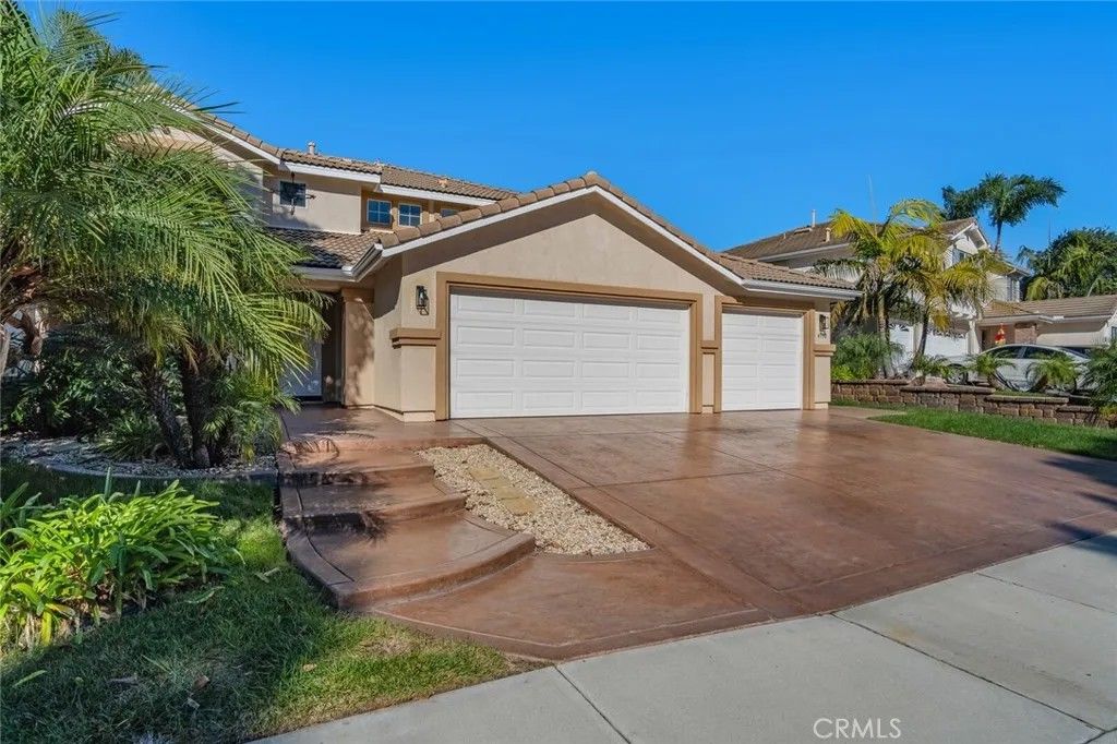 Photo of 4330 Forest Ranch Way, Oceanside, CA 92057 (MLS # HD26048463)