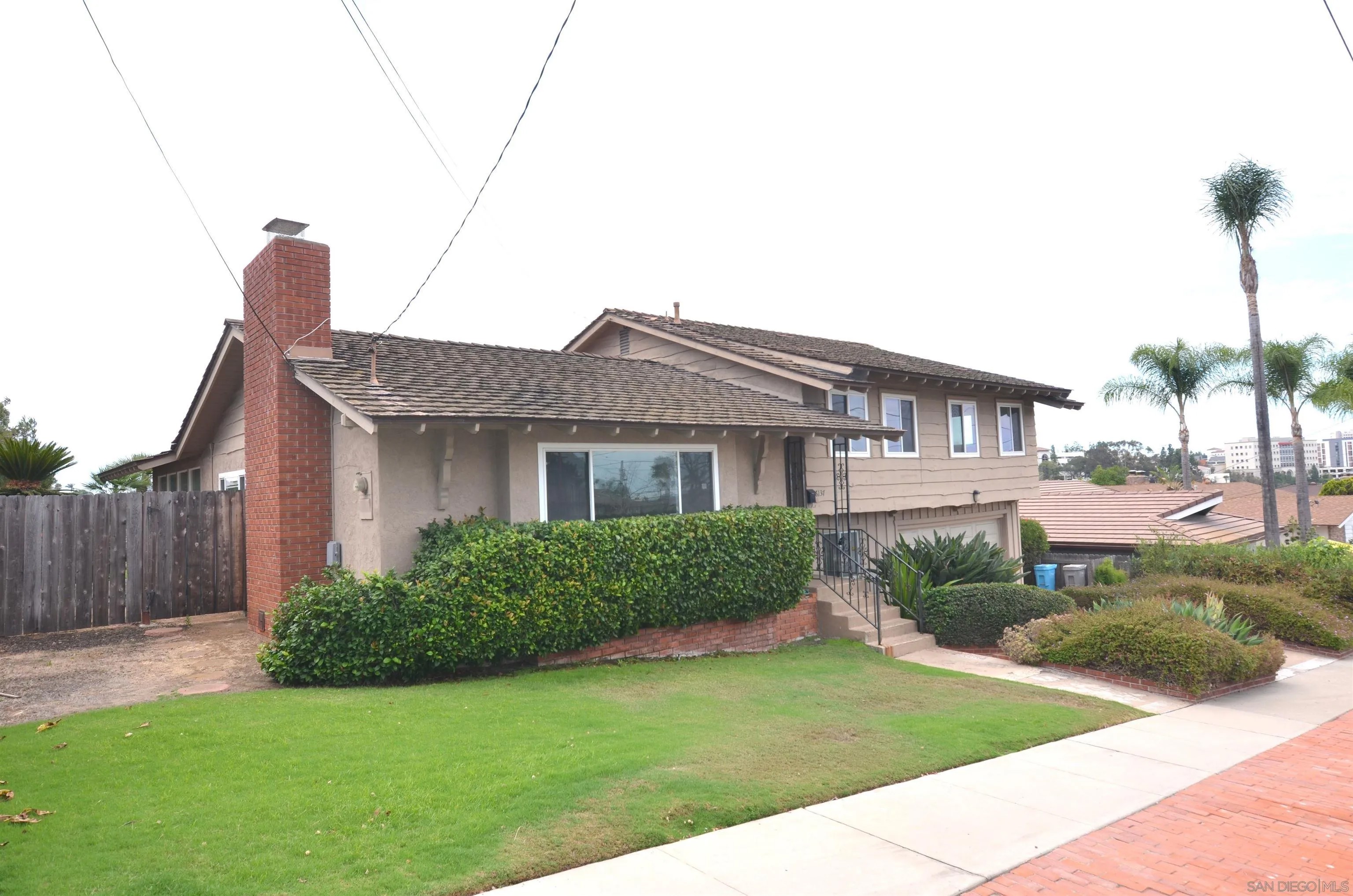 6137 Arno Dr.