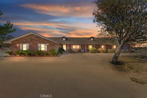 Photo of 12876 Cedar Street, Hesperia, CA 92344 (MLS # CV25257825)