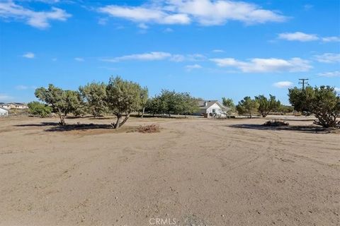 Tiny photo for 12876 Cedar Street, Hesperia, CA 92344 (MLS # CV25257825)