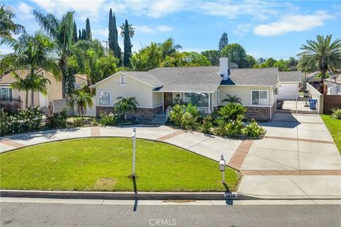 Photo of 1414 E Thackery St, West Covina, CA 91791 (MLS # WS26055238)