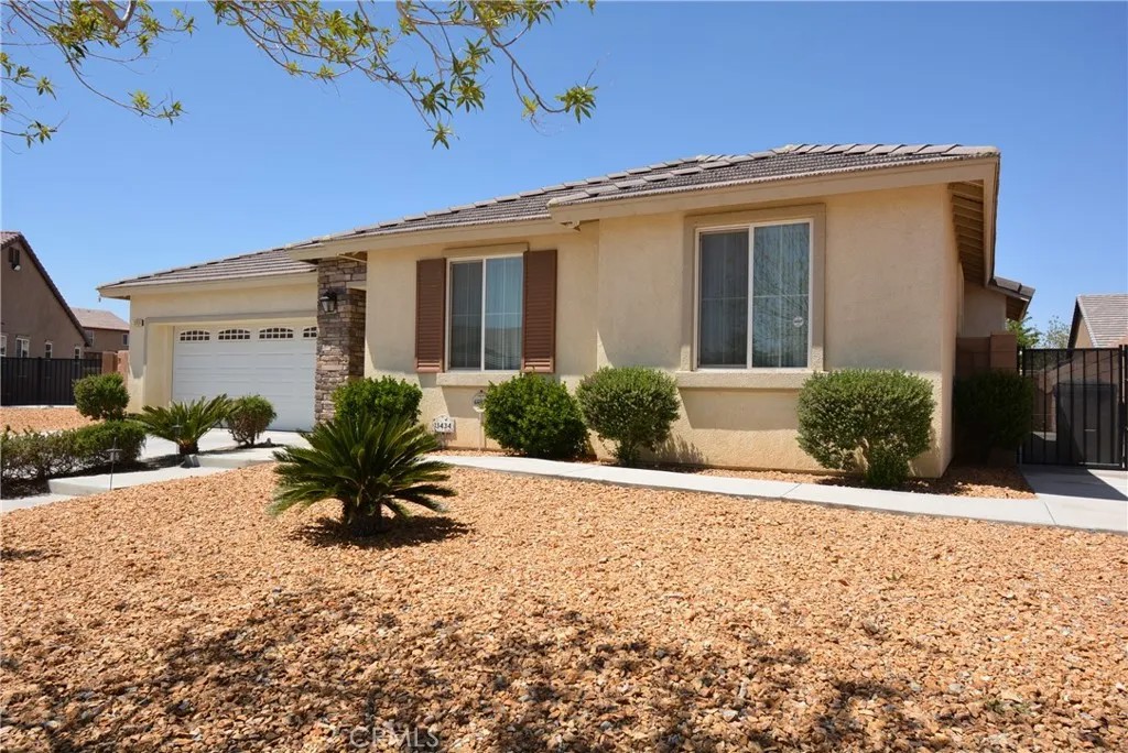 13434 Warren Place